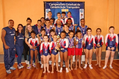 Equipe de Piraí faz bonito no Campeonato Estadual de Ginástica de Trampolim