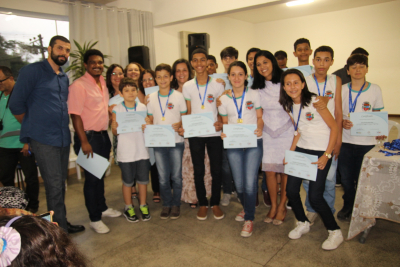 Educação homenageou os 119 alunos destaques nas olimpíadas do conhecimento