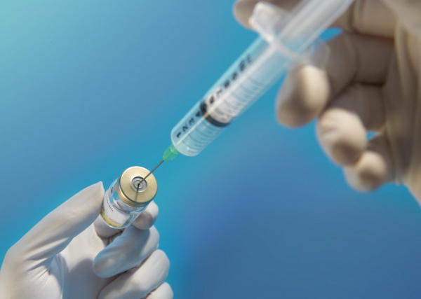 Saúde amplia vacinação de HPV para homens e mulheres até 26 anos