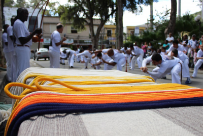 Alunos do Projeto de Capoeira participam da troca de cordas