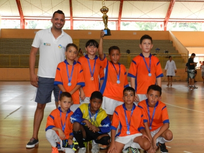 Varjão é vice-campeão no Festival Dente de Leite de Futsal