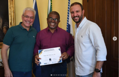 Valorizando Dedicação: Projeto 'Café com o Prefeito' Reconhece Servidores Aposentados em Piraí!