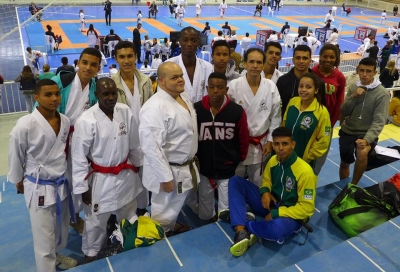 Karatê de Piraí conquistou nove medalhas no Campeonato Brasileiro