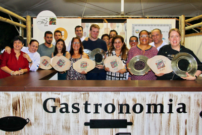 Chefs demonstram criatividade no concurso gastronômico do 15º Piraí Fest
