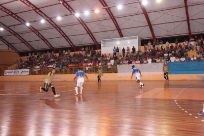 Domingo Piraí disputa vaga na semi final do Estadual sub 20 de Futsal
